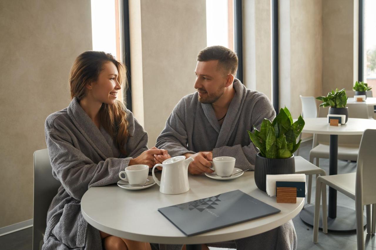 Shambala Wellness Club Hotel Rozhny Ngoại thất bức ảnh